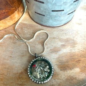 Charm holder necklace